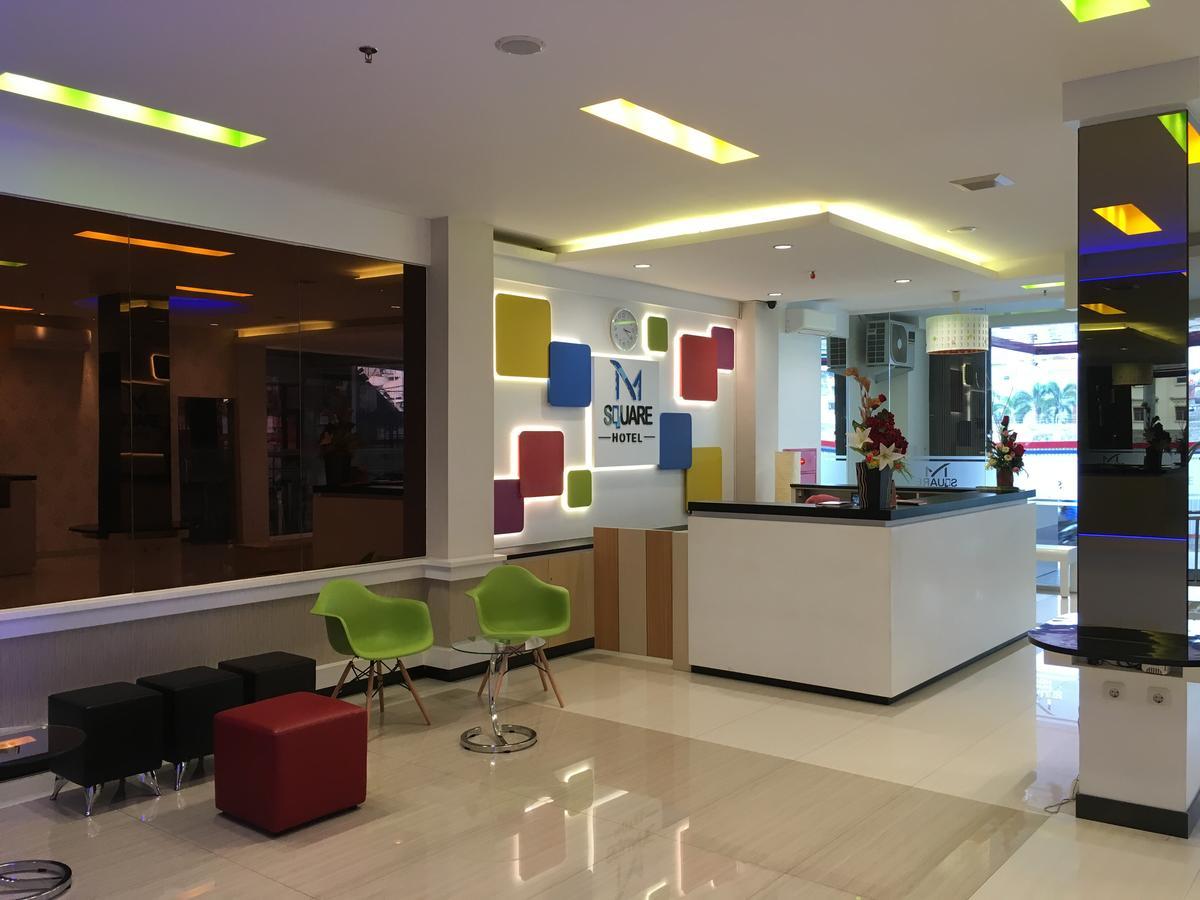 Hotel Msquare Palembang Exterior foto