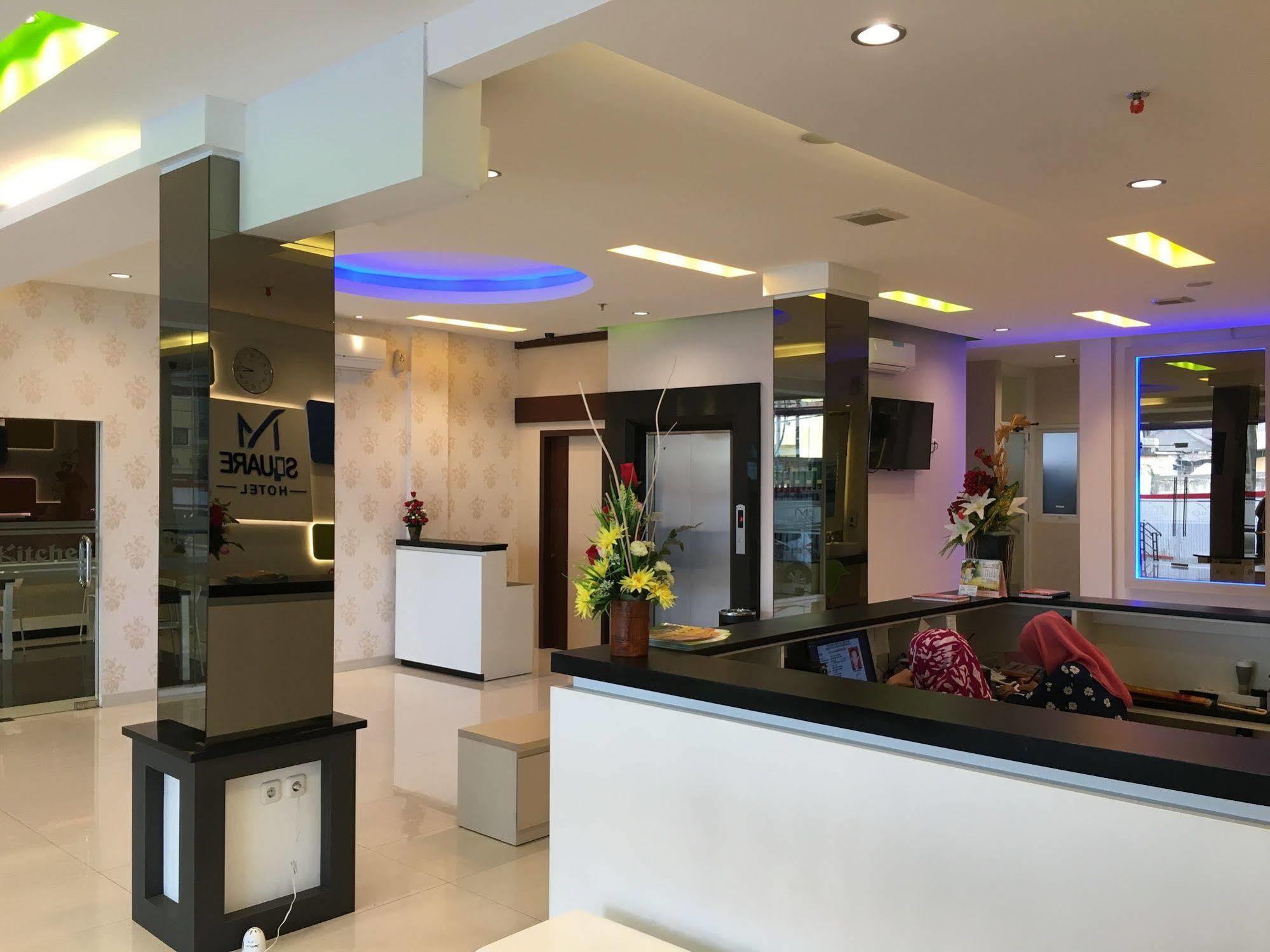 Hotel Msquare Palembang Exterior foto